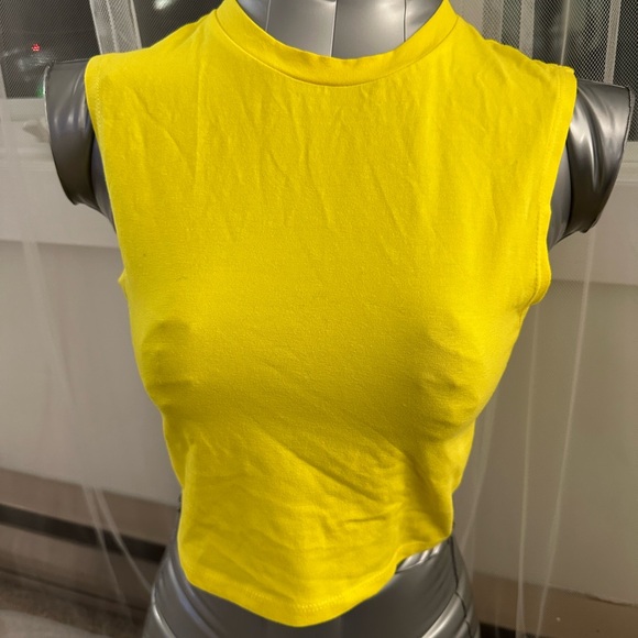 Zara Vibrant Yellow Crop Top - Picture 2 of 3